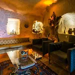 Hotel Elite Cave 2*