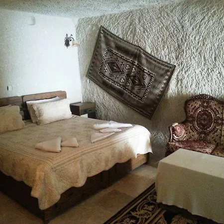 Elite Cave 2*