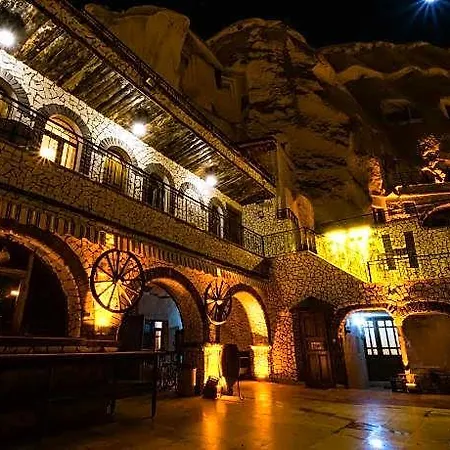 Hotel Elite Cave