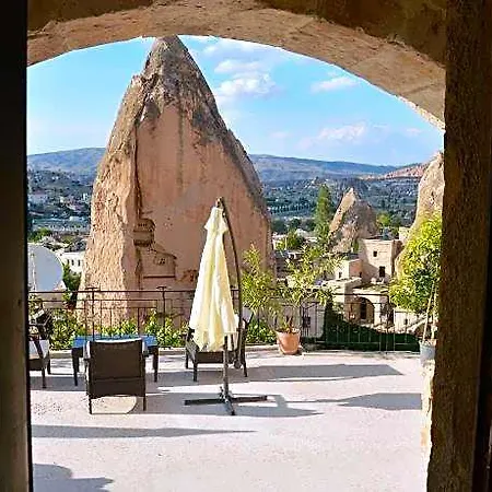 Elite Cave מלון גורמה