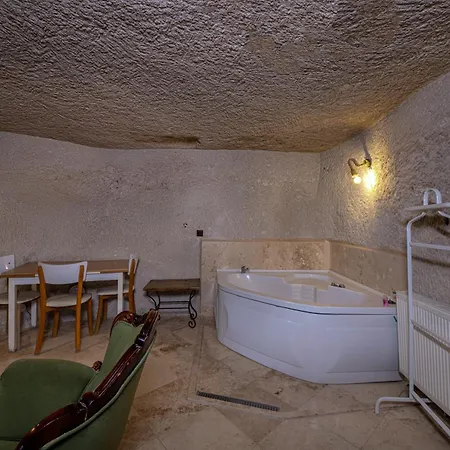 Szálloda Elite Cave 2*