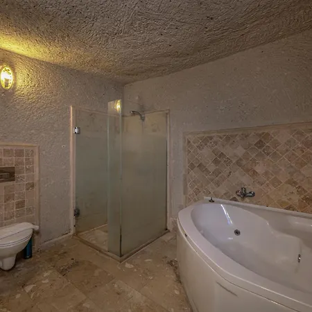 Elite Cave Szálloda 2*