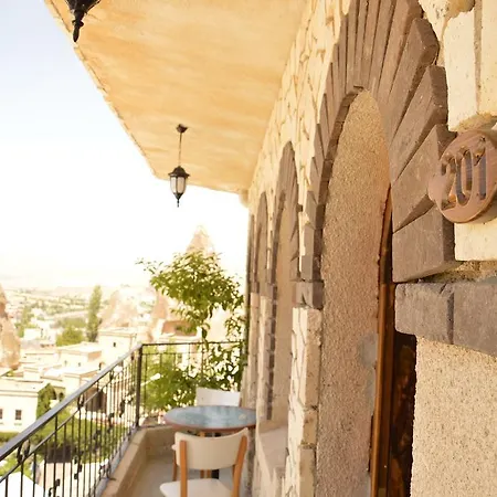 Elite Cave Hotel 2*