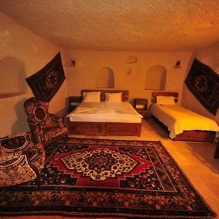 Elite Cave Hotel 2*