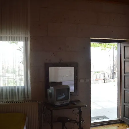 Elite Cave Hotell 2*