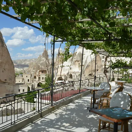 Elite Cave מלון
